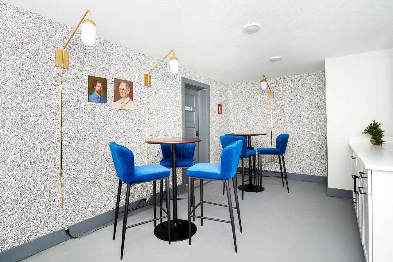 Sonder The Essex Aparthotel เดนเวอร์ ภายนอก รูปภาพ